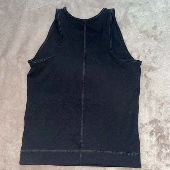 Everlane perform tank top size XXS - Picture 4 of 7